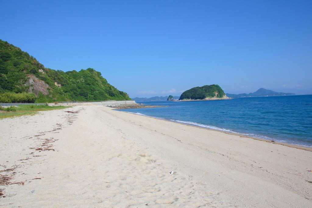 なにもない幸せな島のリトリート宿 The Bonds Matsuyama  Eksteriør billede